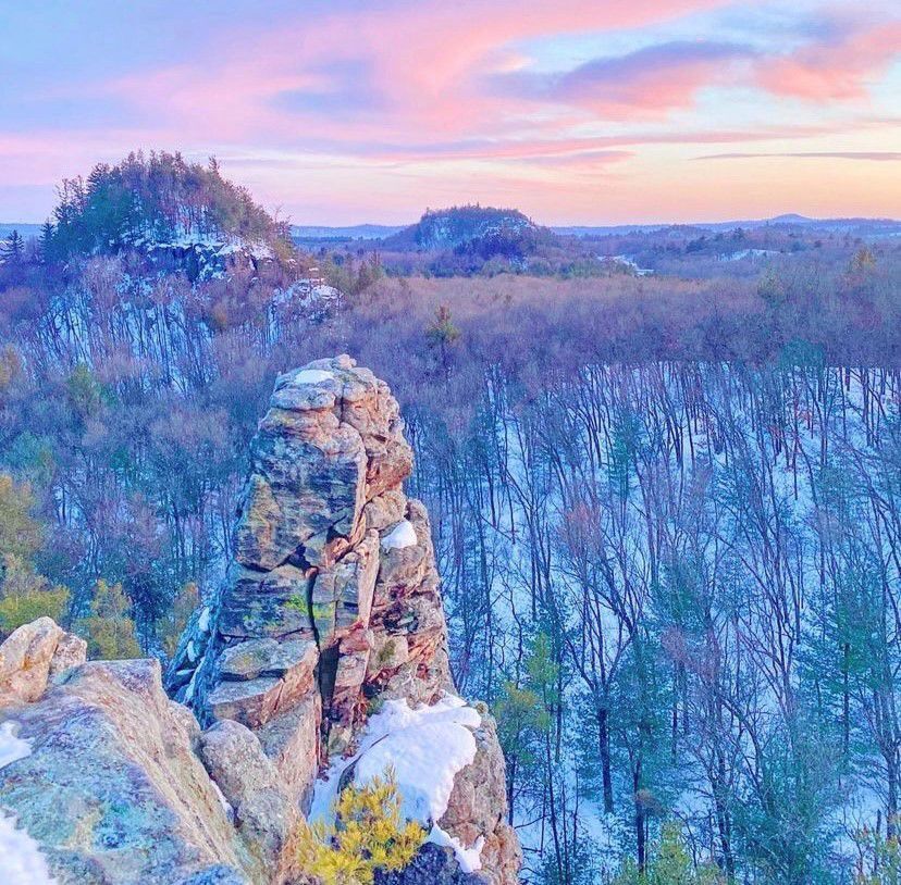 Mill Bluff State Park
